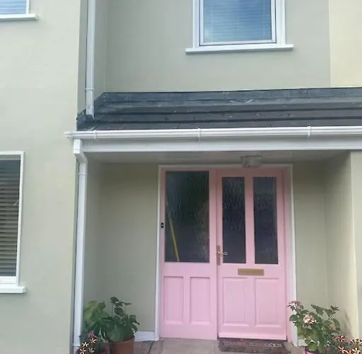 Ferienhaus Macroom Spacious Cosy 3 Bedroom