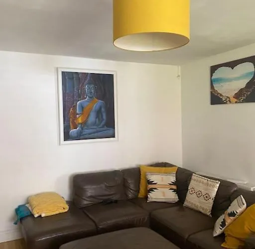 Macroom Spacious Cosy 3 Bedroom Сasa de vacaciones